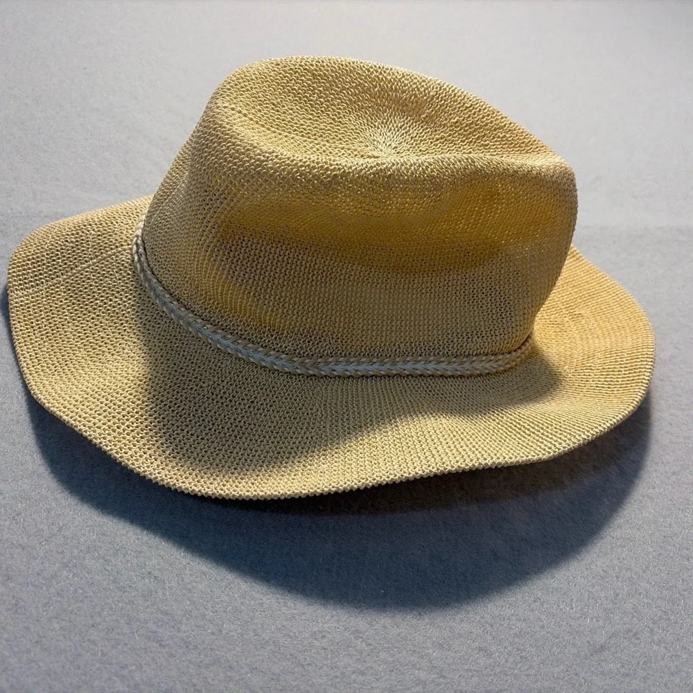 Vince Camuto Women's  Summer Hat NWOT, Size 0S Tropical Vacation